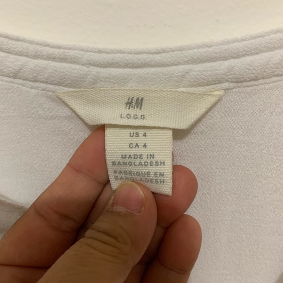 H&M long sleeve blouse - Picture 2 of 3